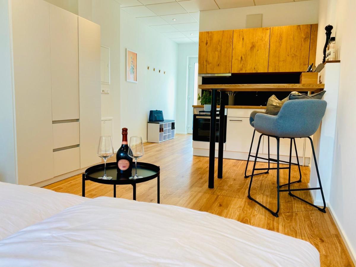 A40 Business-Apartments Фридрихсхафен Екстериор снимка